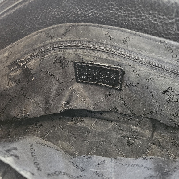 Mouflon Black Leather Crossbody Bag - Picture 8 of 11